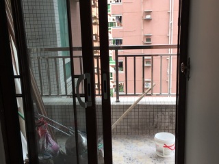 成品门及墙纸铺贴