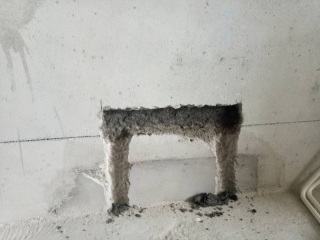 水、电管开槽施工