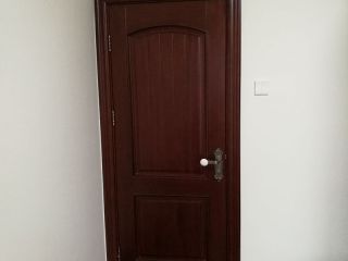 成品门及墙纸铺贴