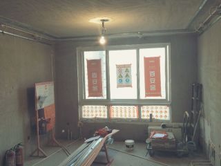 水、电管开槽施作