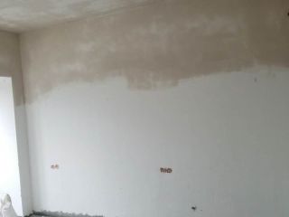 墙、顶面腻子批嵌