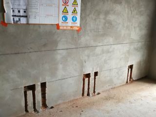 水、电管开槽施作