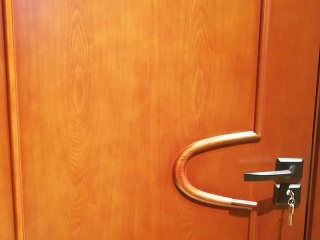 成品门及墙纸铺贴