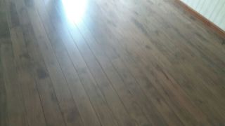 实木复合地板铺设