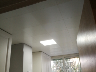 集成吊顶及橱柜柜体安装