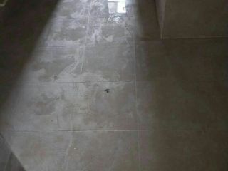 地砖铺贴及地面找平施作