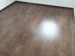 实木复合地板铺设