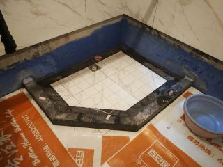 地砖铺贴及地面找平施作