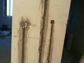水、电管开槽施作