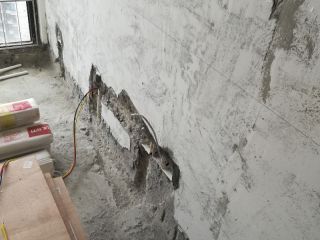 水、电管开槽施作