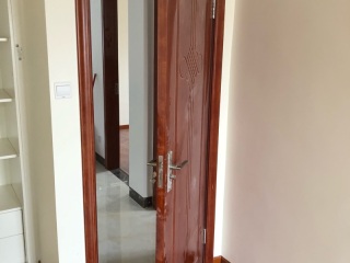 成品门及墙纸铺贴