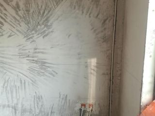 强、弱电路穿线施作
