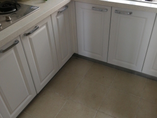 橱柜台面及台盆柜安装