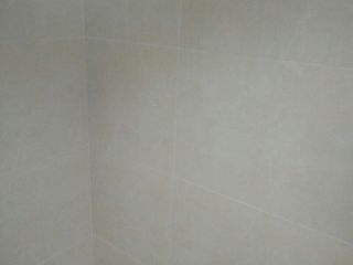 厨房、卫生间墙砖施作