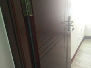 成品门及墙纸铺贴