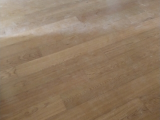 木地板铺设