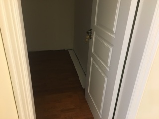 成品门及墙纸铺贴