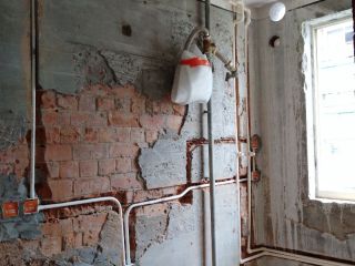 强、弱电路穿线施作