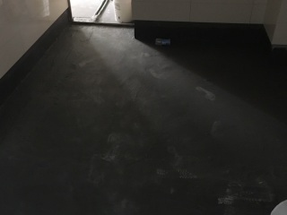 地砖铺贴及地面找平施作