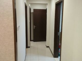墙、顶面乳胶漆及墙纸铺贴