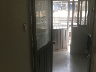 成品门及墙纸铺贴