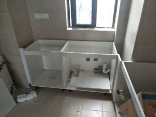 集成吊顶及橱柜柜体安装