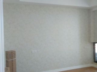 套装门、踢脚线安装
