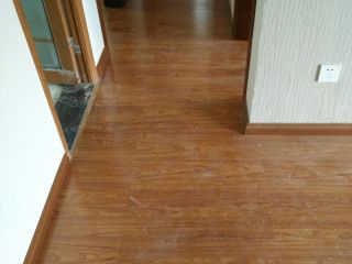 地砖铺贴及地面找平施作