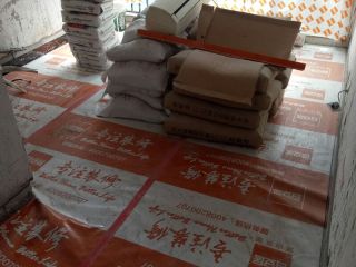 地砖铺贴及地面找平施作