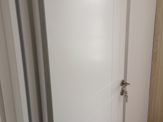 成品门及墙纸铺贴