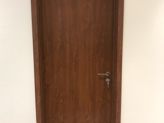 成品门及墙纸铺贴