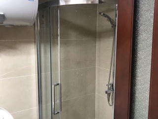 成品门及墙纸铺贴