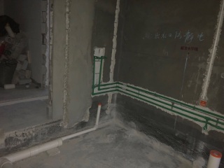 强、弱电路穿线施作