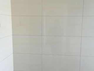 厨房、卫生间墙砖施作