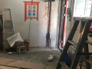 水、电管开槽施作