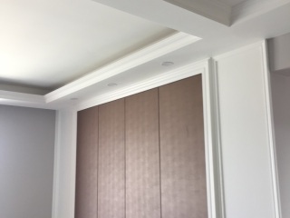 成品门及墙纸铺贴