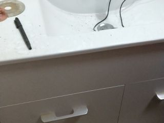 橱柜台面及台盆柜安装