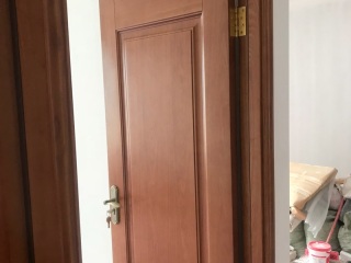 成品门及墙纸铺贴