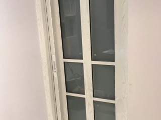 成品门及墙纸铺贴