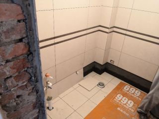 地砖铺贴及地面找平施作