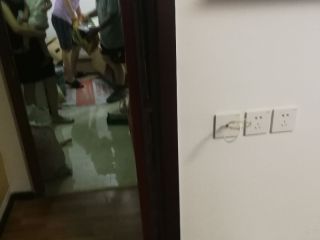 成品门及墙纸铺贴