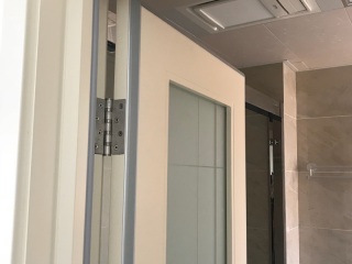 成品门及墙纸铺贴
