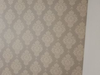 墙、顶面乳胶漆及墙纸铺贴