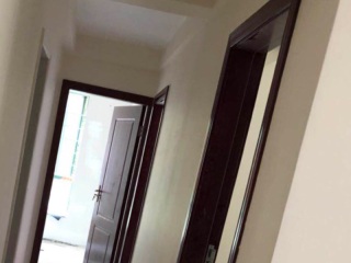 成品门及墙纸铺贴