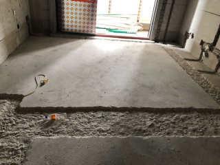水、电管开槽施作
