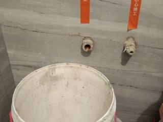 厨房、卫生间墙砖施作
