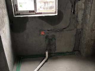 水、电管开槽施工