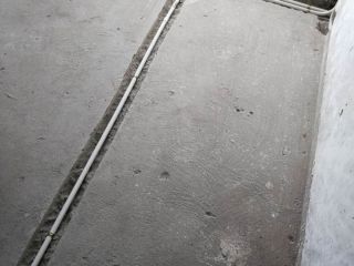 水、电管开槽施工