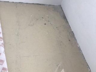 实木复合地板铺设