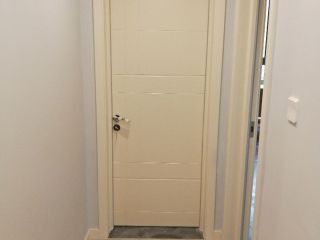 成品门及墙纸铺贴